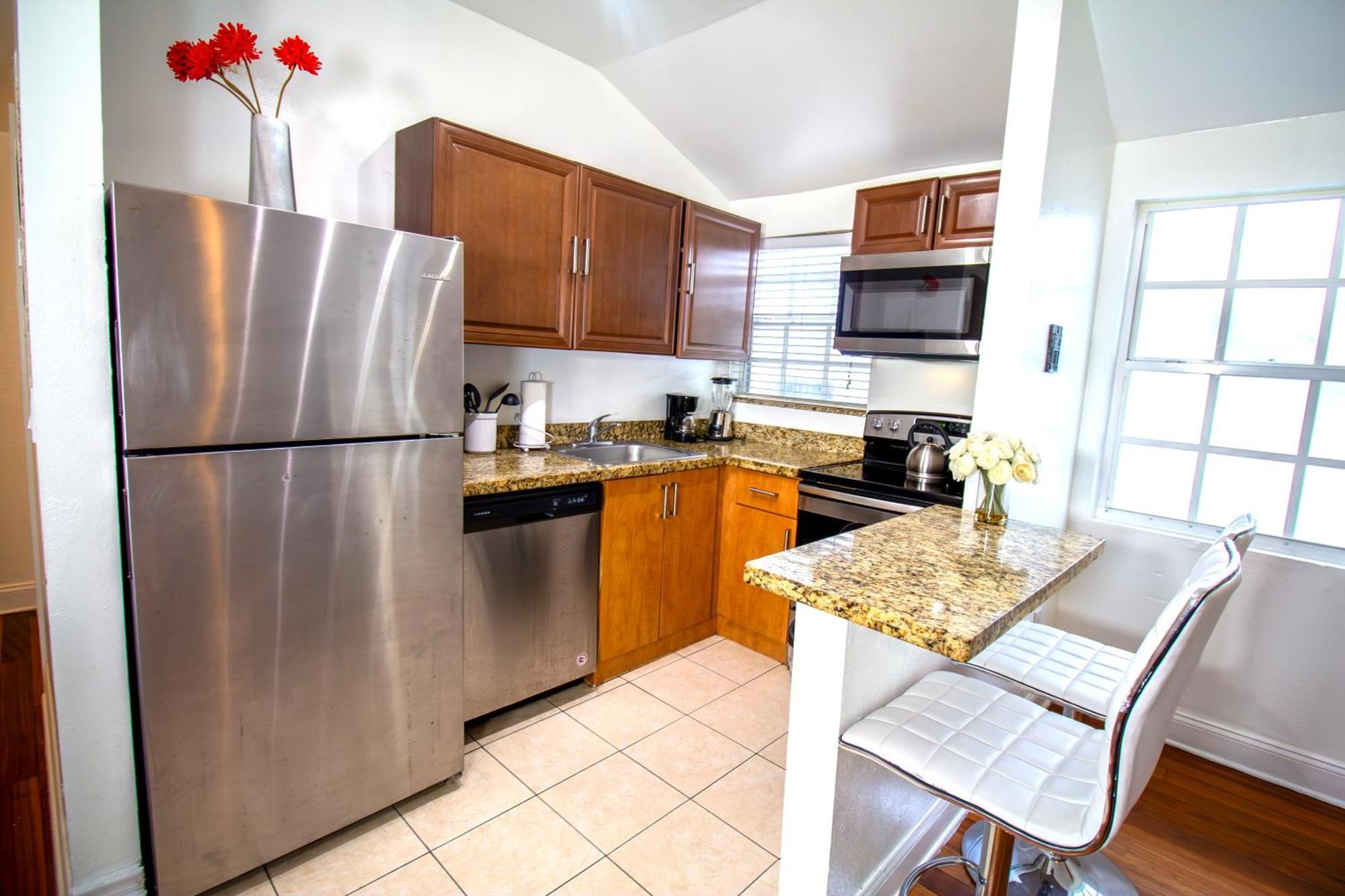 Hispaniola Apartments Part Of The Oasis Casita Collection ميامي بيتش المظهر الخارجي الصورة